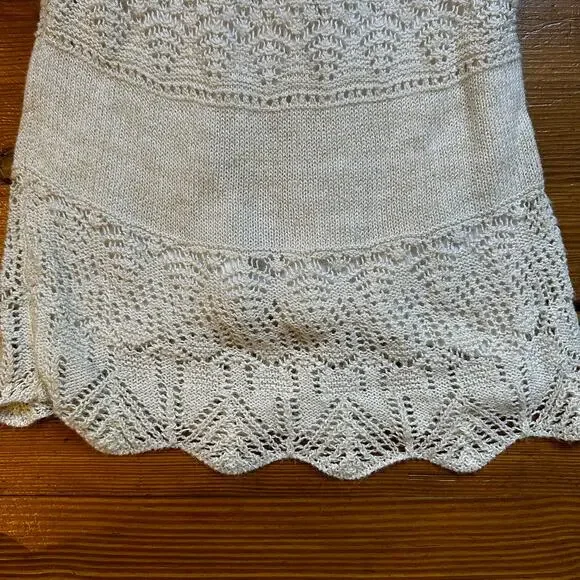 Cat & Jack cream silver knit scalloped long sleeve sweater dress SIZE 7-8 - Picture 2 of 4